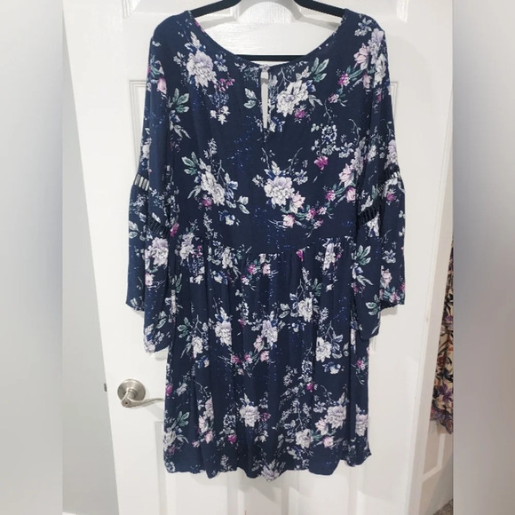 Ellos Navy Blue Floral V-Neck Bell Sleeves Midi Dress in Size 24 - Picture 10 of 14